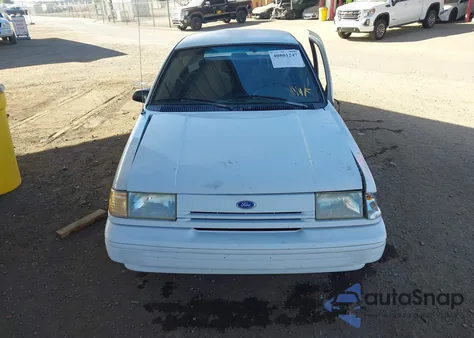 1993 Ford Tempo Gl z USA, uszkodzony, nr VIN 2FAPP36U5PB128805